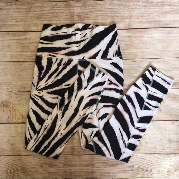 Fabletics PureLuxe leggings - Picture 1 of 8